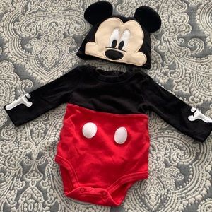 Disney long sleeve onesie Mickey theme 0-3 months